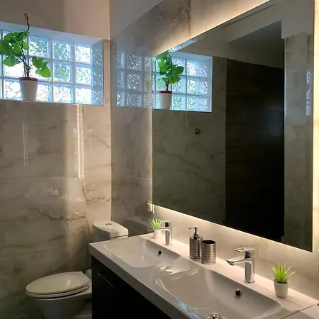 Appartement Oasis Luxury Detached House In With Hydromassage *